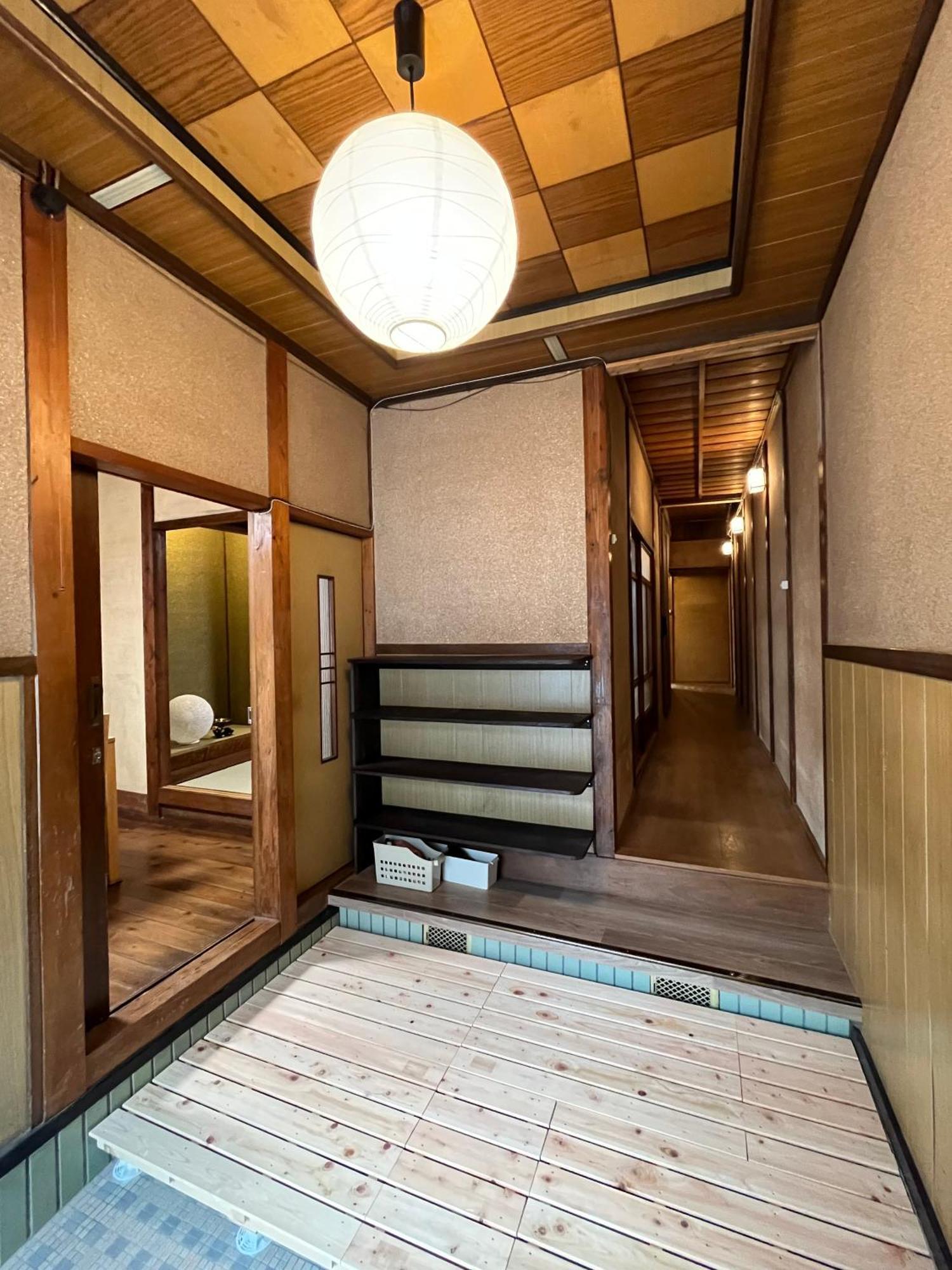 Namba Central Traditional Japanese House Osaka Exterior photo